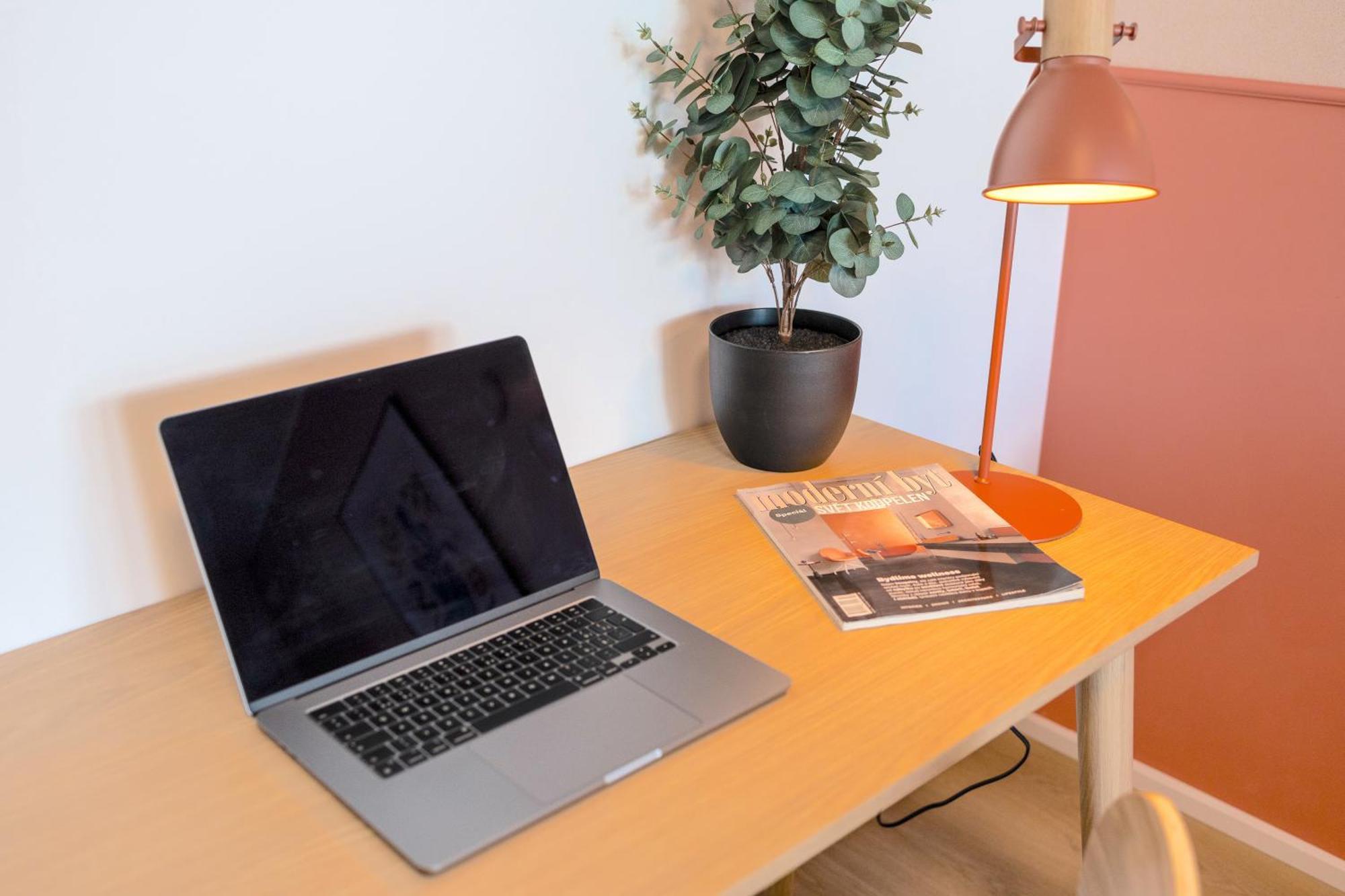 Design Apartment - Balcony, Free Parking, Yoga, 10 Mins To Center, By Gravity Praga Exterior foto
