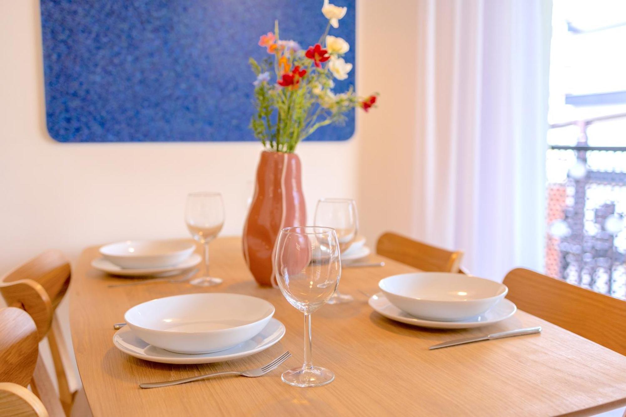 Design Apartment - Balcony, Free Parking, Yoga, 10 Mins To Center, By Gravity Praga Exterior foto