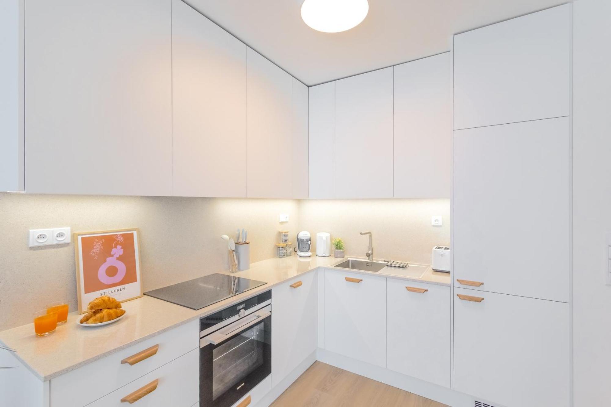 Design Apartment - Balcony, Free Parking, Yoga, 10 Mins To Center, By Gravity Praga Exterior foto